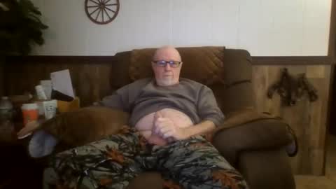 Snapshot of dave571960 chatting on 10, 1, 2026 dave571960 online show from 10, 1, 2026