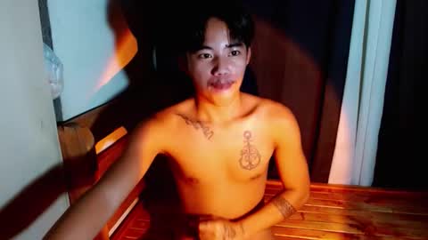 Snapshot of dave_boyyy chatting on 7, 10, 2025 dave_boyyy online show from 7, 10, 2025