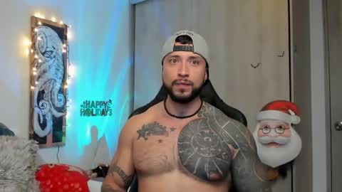 Snapshot of dave_max93 chatting on 13, 12, 2024 DAVE MAX online show from 13, 12, 2024