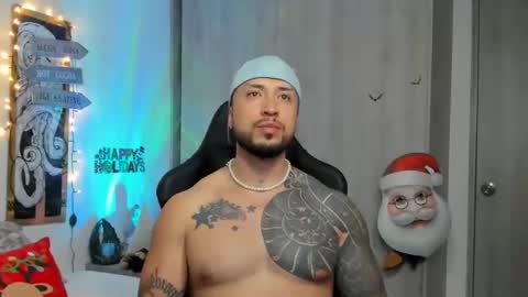 Snapshot of dave_max93 chatting on 29, 12, 2024 DAVE MAX online show from 29, 12, 2024