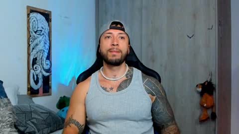 Snapshot of dave_max93 chatting on 19, 1, 2025 DAVE MAX online show from 19, 1, 2025