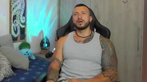 Snapshot of dave_max93 chatting on 11, 3, 2025 DAVE MAX online show from 11, 3, 2025