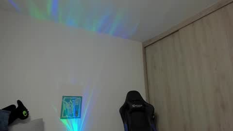 Snapshot of dave_max93 chatting on 24, 9, 2025 DAVE MAX online show from 24, 9, 2025