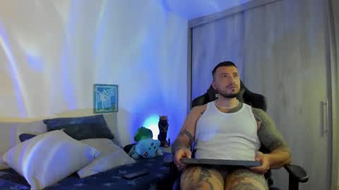 Snapshot of dave_max93 chatting on 6, 3, 2026 DAVE MAX online show from 6, 3, 2026