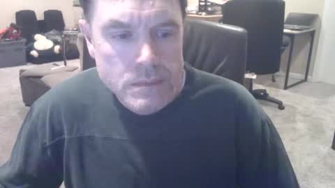 Snapshot of daved14u chatting on 19, 3, 2026 daved14u online show from 19, 3, 2026