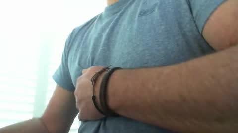 Snapshot of davesu12345 chatting on 9, 10, 2025 davesu12345 online show from 9, 10, 2025