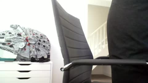 Snapshot of davesu12345 chatting on 17, 11, 2025 davesu12345 online show from 17, 11, 2025