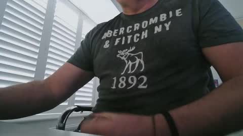 Snapshot of davesu12345 chatting on 3, 3, 2026 davesu12345 online show from 3, 3, 2026