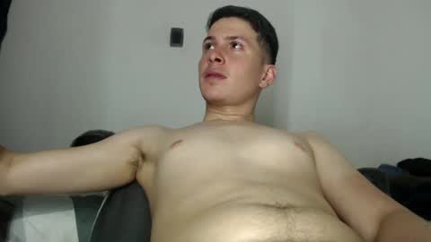 Snapshot of david_hot12 chatting on 8, 5, 2026 david online show from 8, 5, 2026
