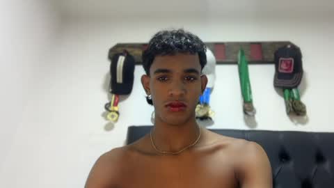 Snapshot of david_hot44 chatting on 2, 6, 2026 david_hot44 online show from 2, 6, 2026