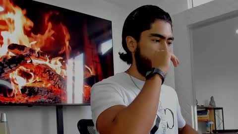 Hey im David that loves to explore and speak their fantasies. Very open talktative and nice. Feel free to chat with me online show from 4, 1, 2025