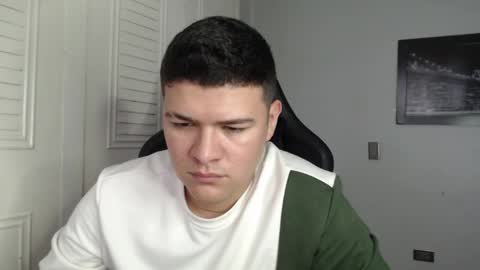 Snapshot of david_smit_ chatting on 5, 1, 2025 david smit online show from 5, 1, 2025