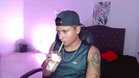 Snapshot of davidbless chatting on 24, 9, 2025 David Bless online show from 24, 9, 2025