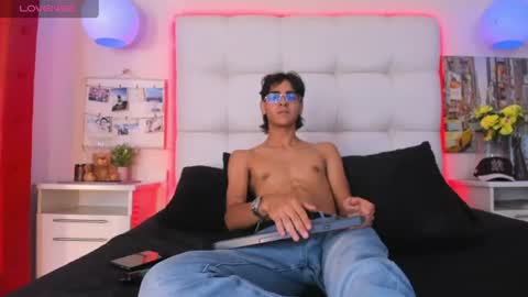 -- David --- online show from 24, 7, 2026