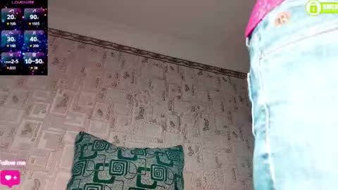 Snapshot of davidcarrollx chatting on 8, 11, 2025 DavidCarroll online show from 8, 11, 2025