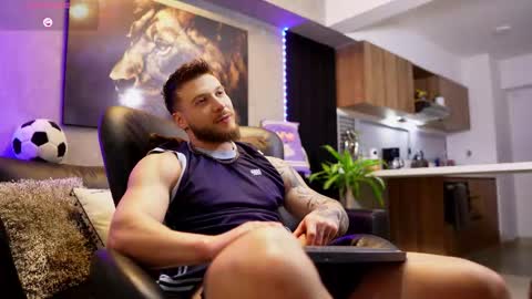 Snapshot of davidd_blake chatting on 21, 10, 2025 David Blakee online show from 21, 10, 2025