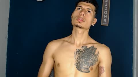 David Galvis - independent model online show from 6, 12, 2024