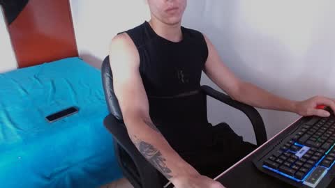 davidsalazar33 online show from 5, 1, 2025