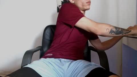 davidsalazar33 online show from 24, 1, 2025