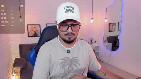 Snapshot of daviidevans chatting on 14, 9, 2025 David Evans online show from 14, 9, 2025