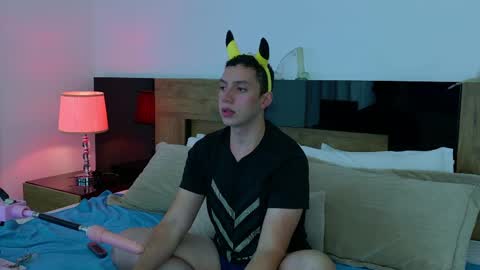 Snapshot of davinson_01 chatting on 29, 3, 2026 Davinson online show from 29, 3, 2026