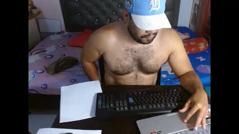 davinson_lopez35 online show from 4, 6, 2026