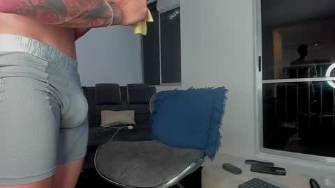 davis  instagram davis alx1 online show from 24, 12, 2024