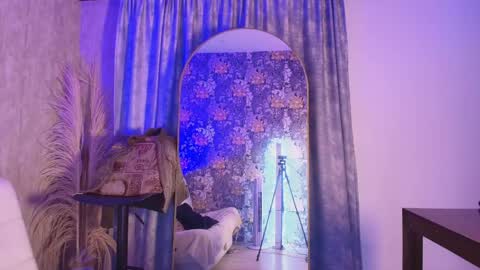 Davis online show from 27, 4, 2026