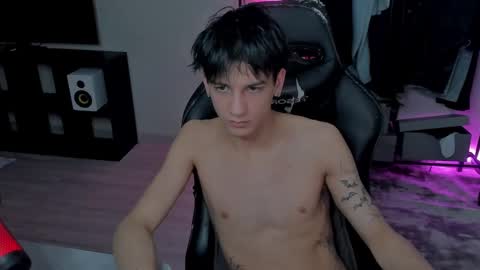 davis online show from 23, 2, 2025