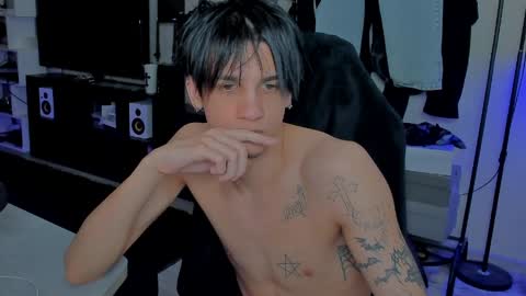 davis online show from 23, 4, 2026