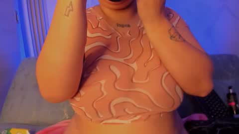 Snapshot of dayan_silva_ chatting on 17, 12, 2025 DAYAN online show from 17, 12, 2025