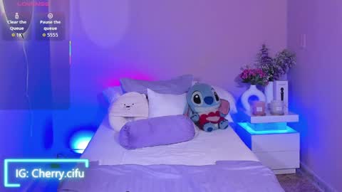 Dayana Hill online show from 25, 4, 2026