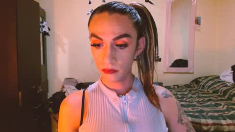 Snapshot of dayanna_01_ chatting on 13, 5, 2026 dayanna_01_ online show from 13, 5, 2026