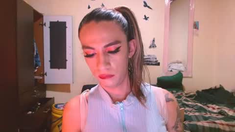 Snapshot of dayanna_01_ chatting on 16, 5, 2026 dayanna_01_ online show from 16, 5, 2026