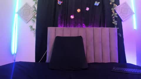 dayanroux online show from 7, 10, 2025