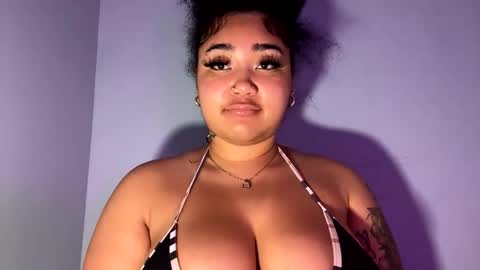 dayqueen1 online show from 27, 4, 2026