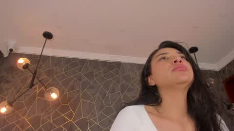 DAYRA ANGELS online show from 25, 4, 2026