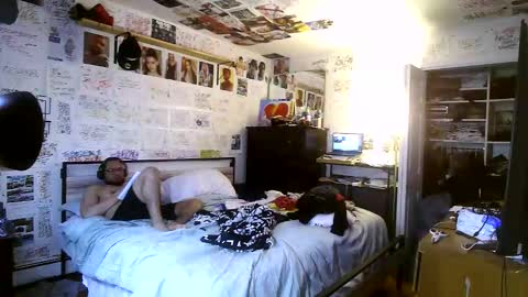 dbeamon92 online show from 6, 3, 2026