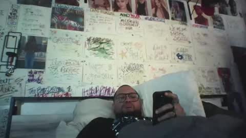dbeamon92 online show from 8, 6, 2026