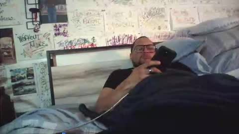dbeamon92 online show from 12, 6, 2026
