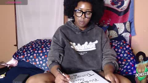 Snapshot of dchcco chatting on 20, 12, 2024 Duchess Coco - Coco Puffs online show from 20, 12, 2024