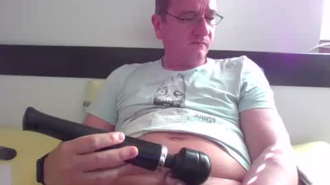 Snapshot of dddermattt chatting on 8, 4, 2026 Play with me while I watch you german handsome squirtlover love small girls small tits big clit cut c2c shaved online show from 8, 4, 2026