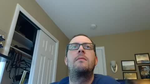 Snapshot of ddeeeezznnuuttzz chatting on 13, 1, 2025 ddeeeezznnuuttzz online show from 13, 1, 2025