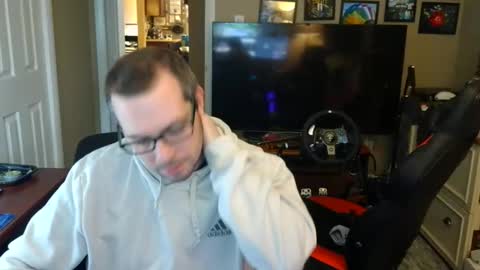 Snapshot of ddeeeezznnuuttzz chatting on 14, 1, 2025 ddeeeezznnuuttzz online show from 14, 1, 2025