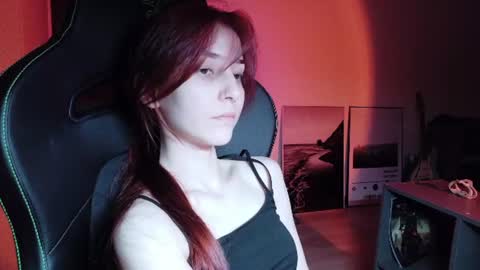 Snapshot of dead_girll chatting on 22, 7, 2026 freak online show from 22, 7, 2026