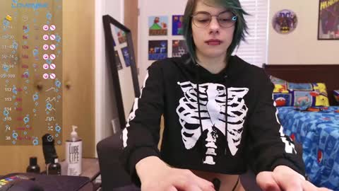 Snapshot of deadratsoup chatting on 4, 2, 2025 Rat online show from 4, 2, 2025