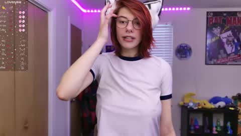 Snapshot of deadratsoup chatting on 22, 9, 2025 Rat online show from 22, 9, 2025