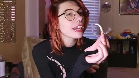 Snapshot of deadratsoup chatting on 16, 12, 2025 Rat online show from 16, 12, 2025