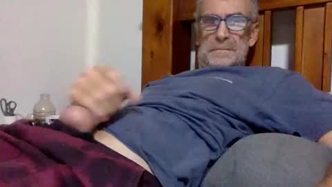 Snapshot of deanofflove2210 chatting on 10, 2, 2025 deanofflove2210 online show from 10, 2, 2025