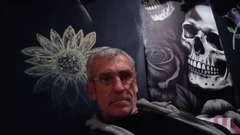 deanofflove2210 online show from 1, 8, 2026